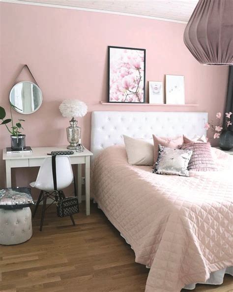 cuartos de mujer|50 ideas femeninas de decoración de dormitorios que。